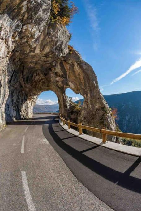 Greolieres: Superbe Avec Vue Montagne Appartement
