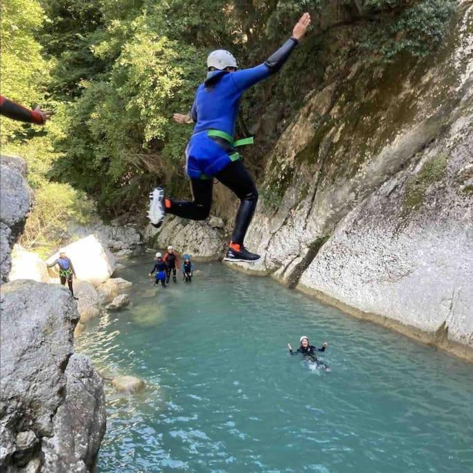 Greolieres: Superbe Avec Vue Montagne